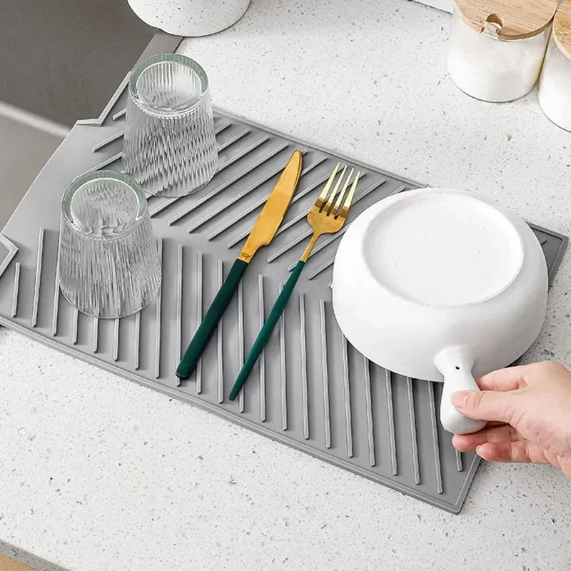 Silicone Dish Drying Mat with Drain Design for Kitchen Use