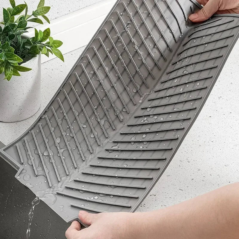 Silicone Dish Drying Mat with Drain Design for Kitchen Use