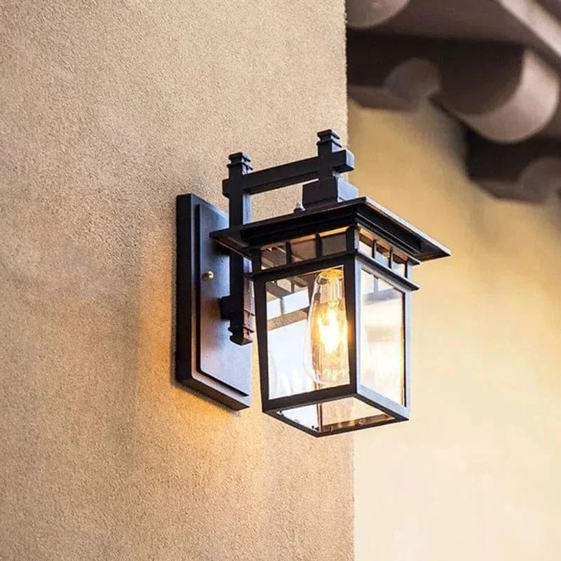 Weather-Resistant Outdoor Wall Light Fixture - Modern Design for Patios